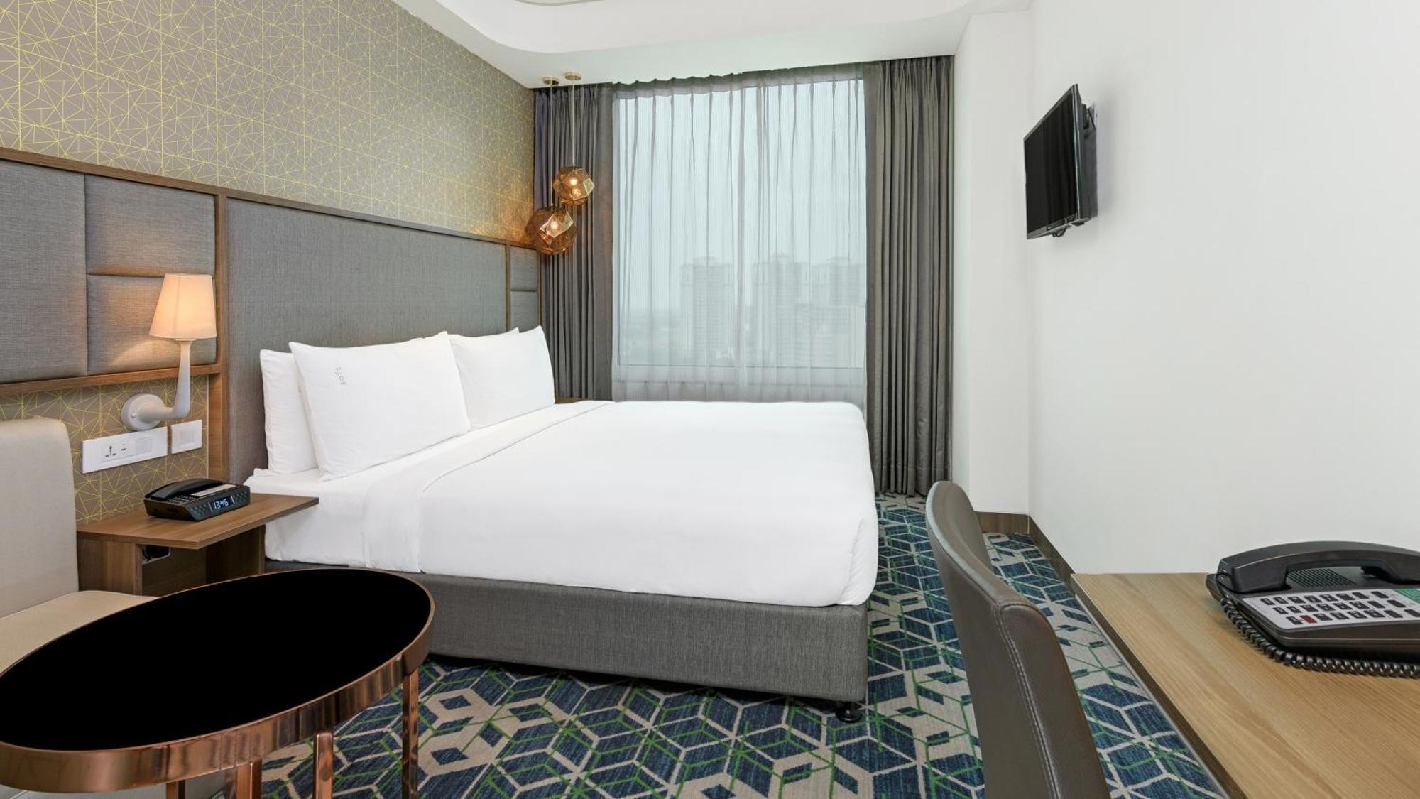 Holiday Inn Gurugram Sector 90 By Ihg Гургаон Экстерьер фото A room at the hotel